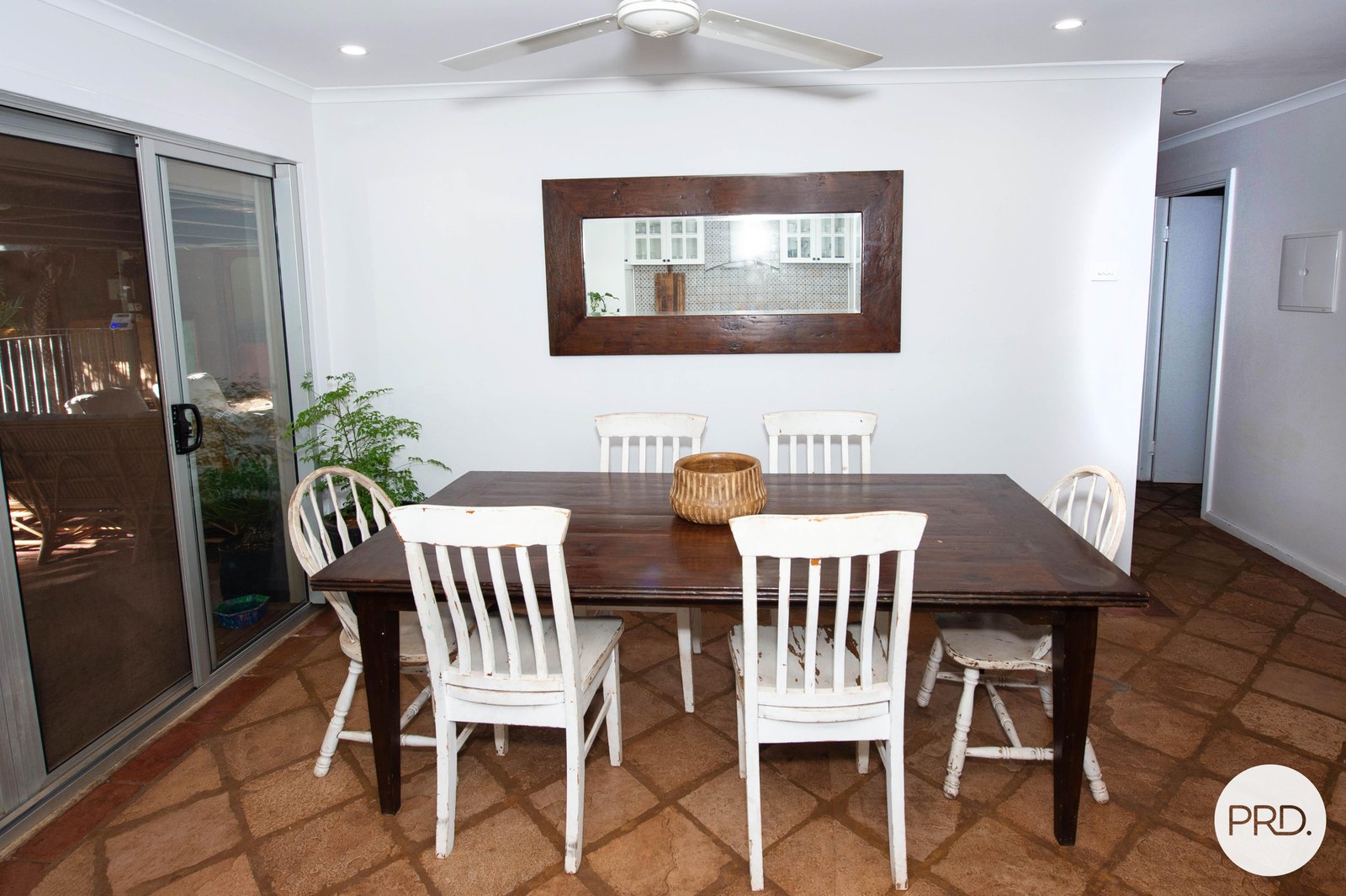 15 Thompson Place PEGS CREEK 12