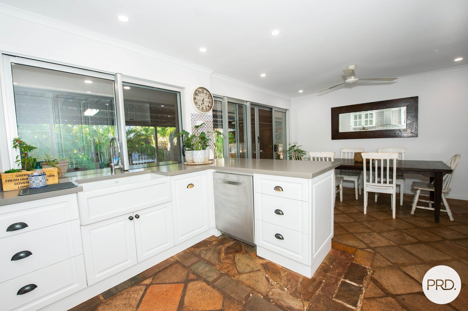 15 Thompson Place PEGS CREEK 19