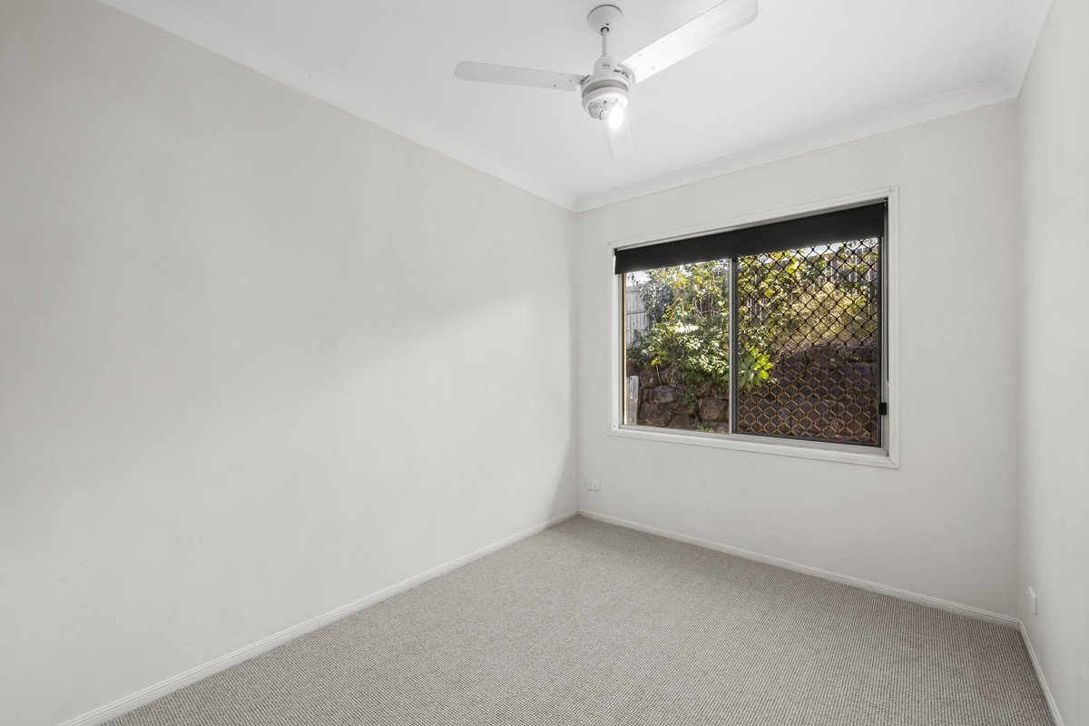 15 Tiarnna Close Burleigh Heads 8