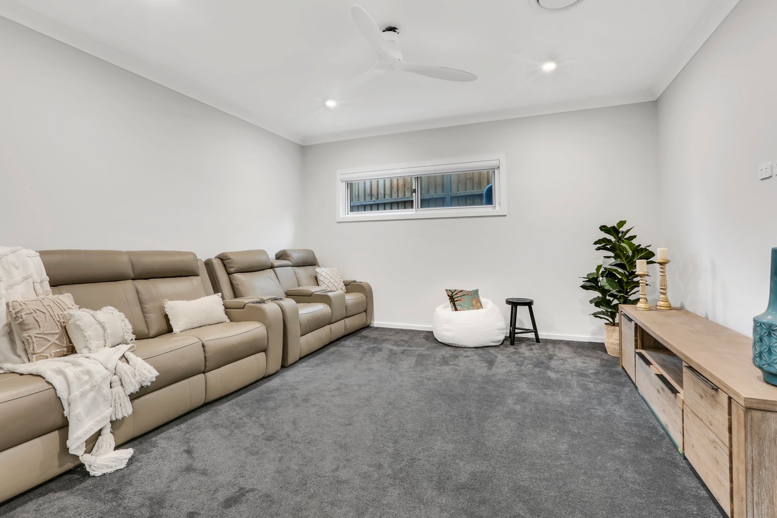 15 Tomerong Street TULLIMBAR 9