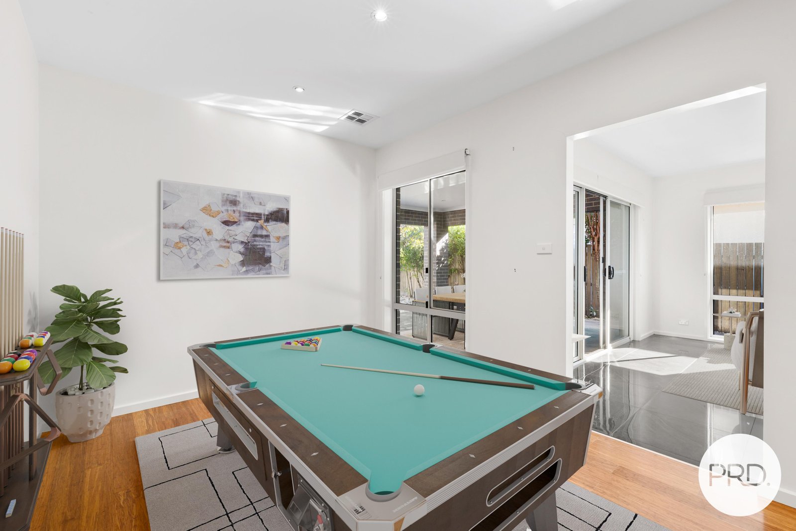 15 Trephina Street HARRISON 8