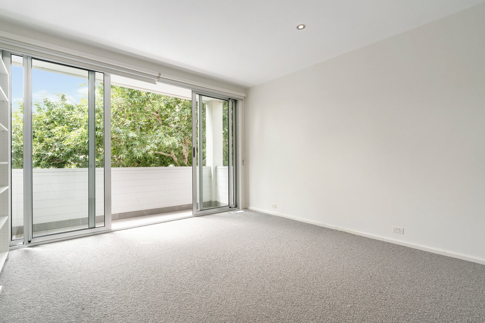 15 Trinian Street, Prahran, 3181