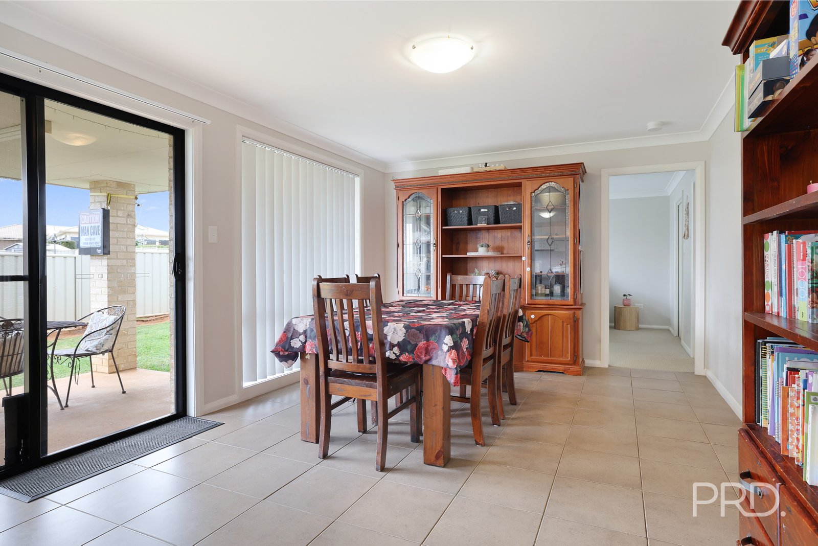 15 Tulipwood Crescent OXLEY VALE 7