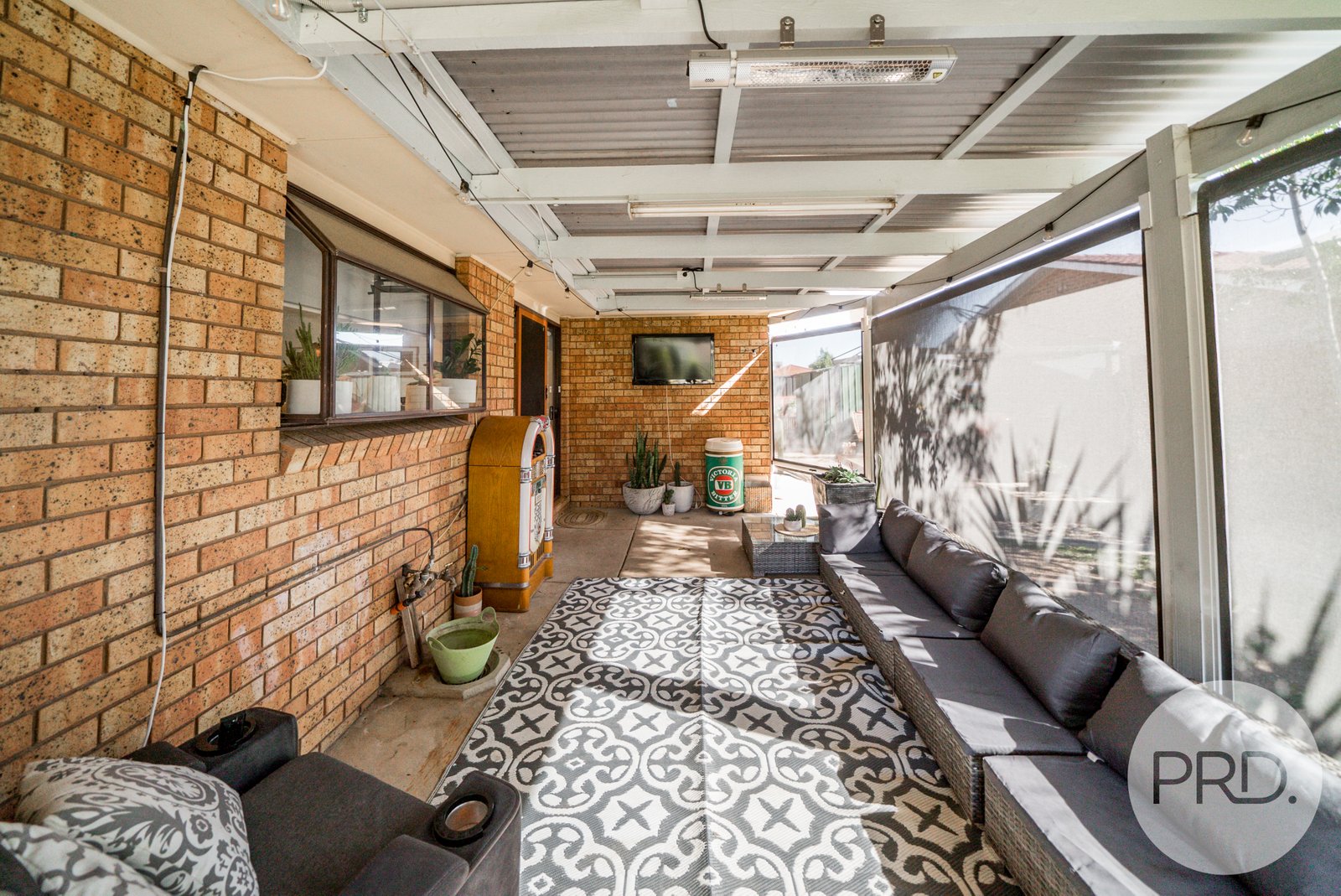 15 Tura Place GLENFIELD PARK 13