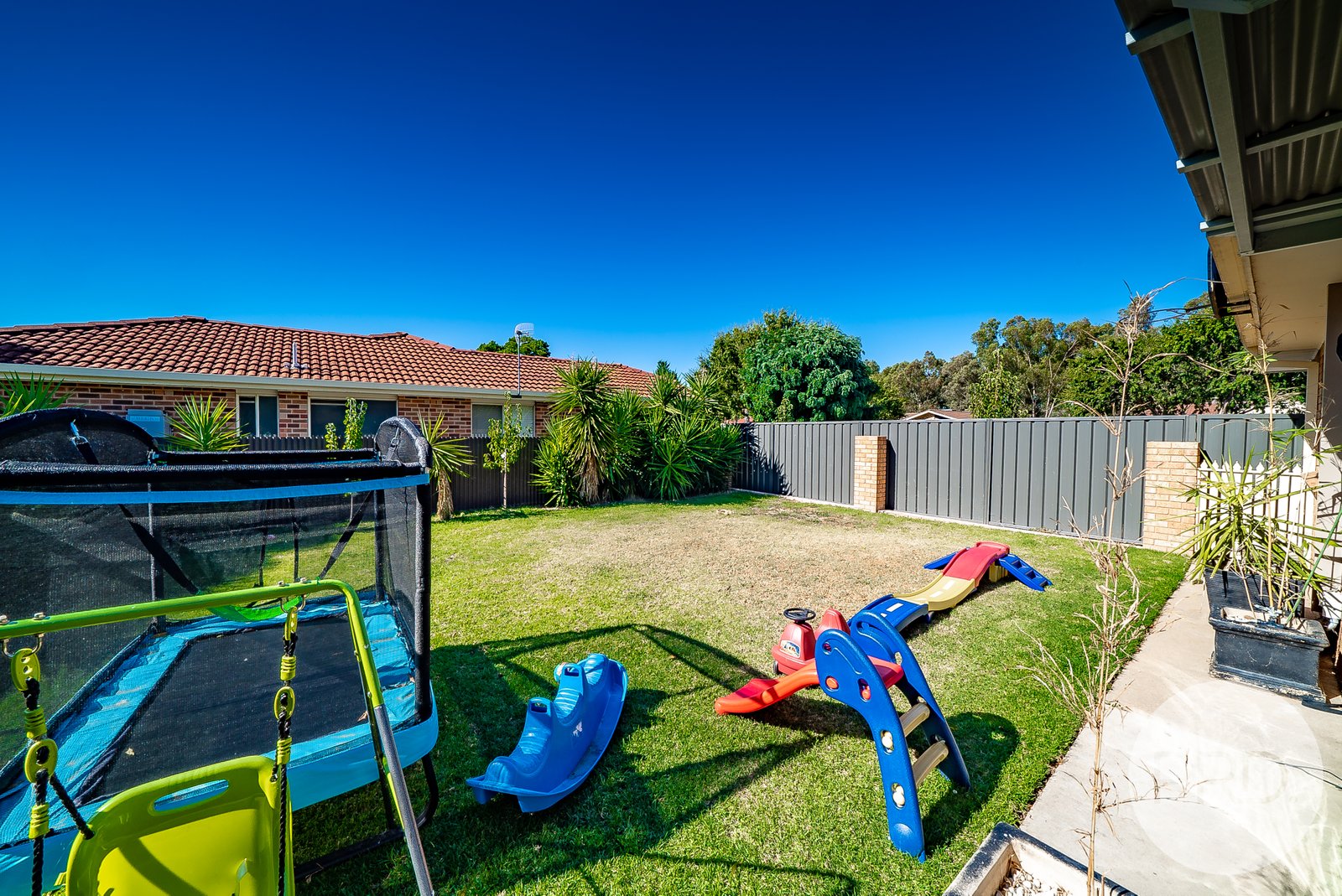 15 Tura Place GLENFIELD PARK 14