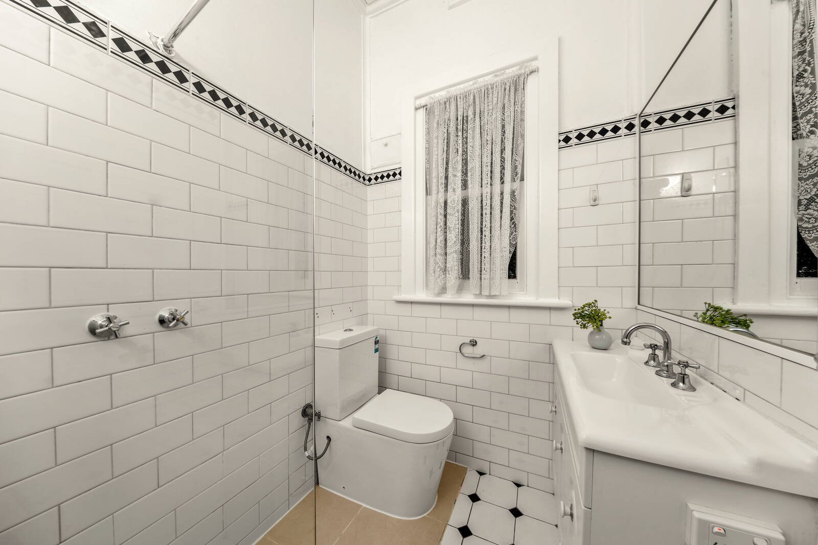 Real Estate and Property in 15 Tyne Street, Camberwell, VIC