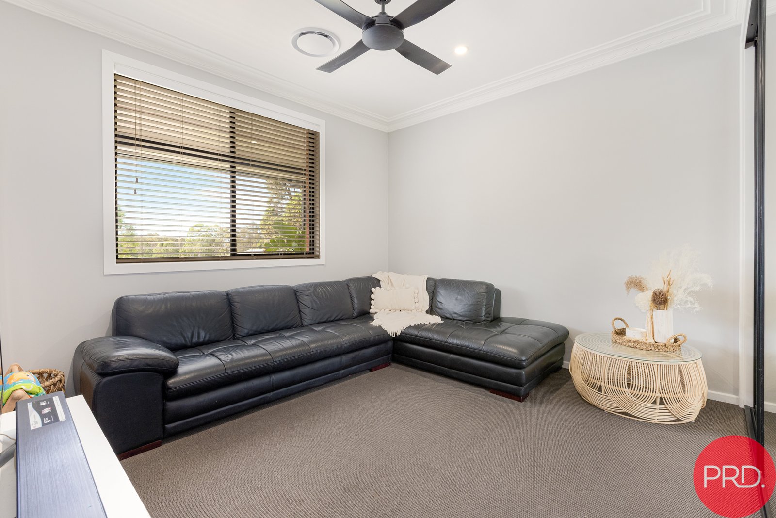 15 Tyrell Street TENAMBIT 8