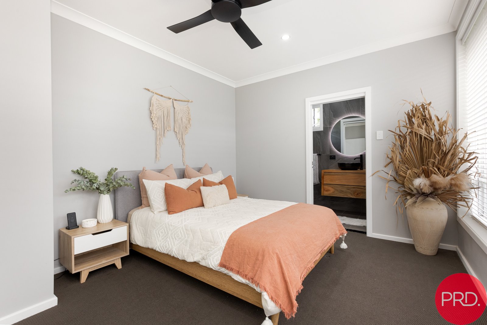 15 Tyrell Street TENAMBIT 9