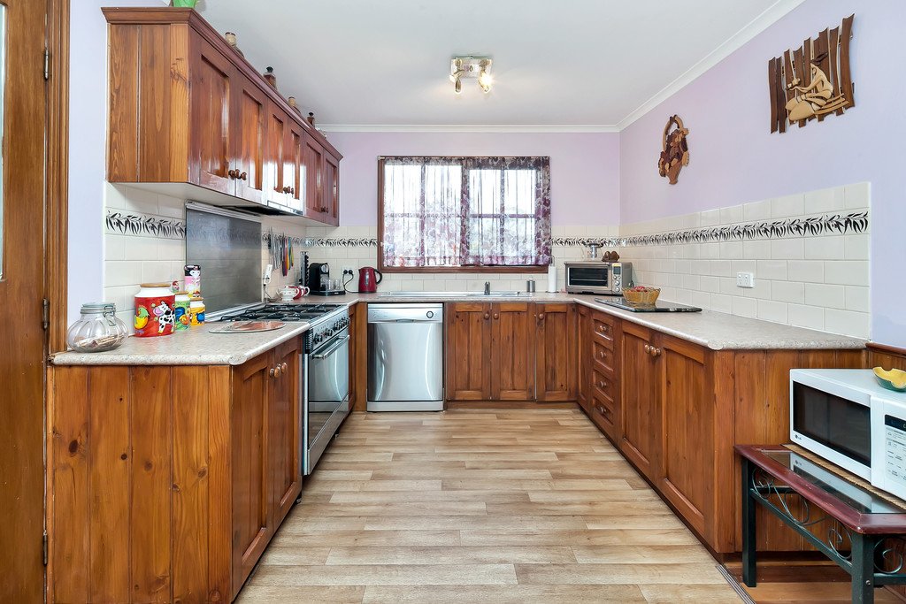 15 Urquhart Street GORDON 2