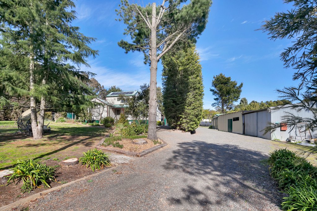 15 Urquhart Street GORDON 15