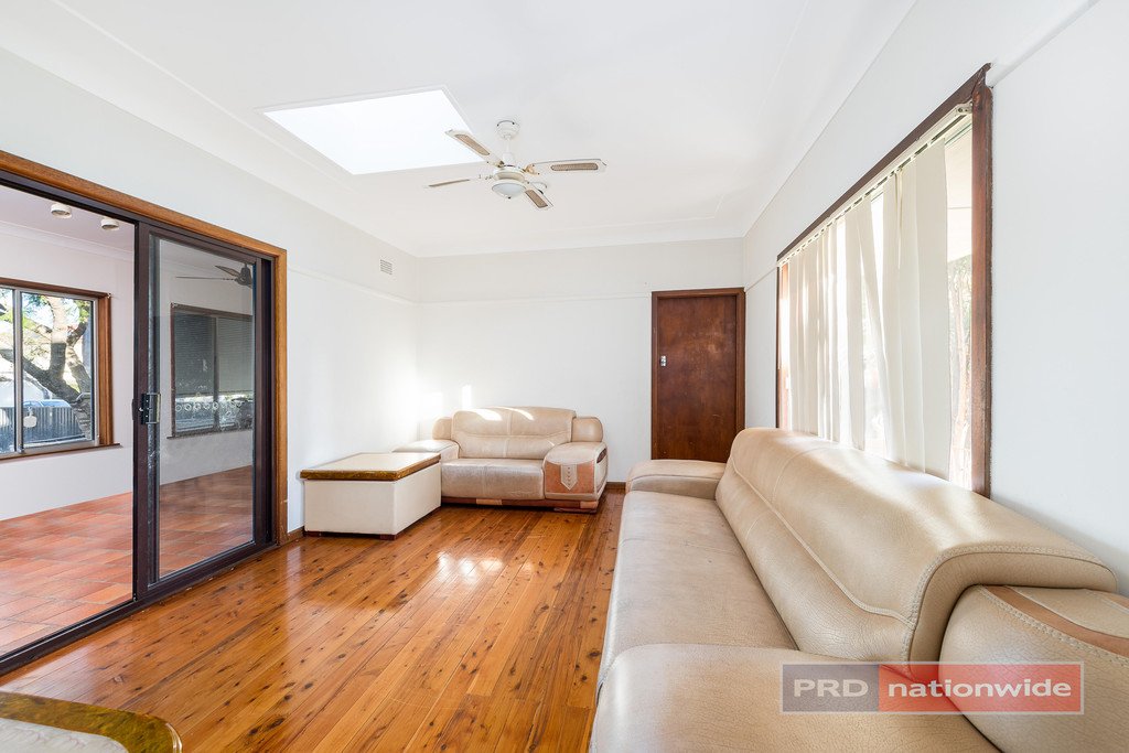 15 Victor Avenue PANANIA 3