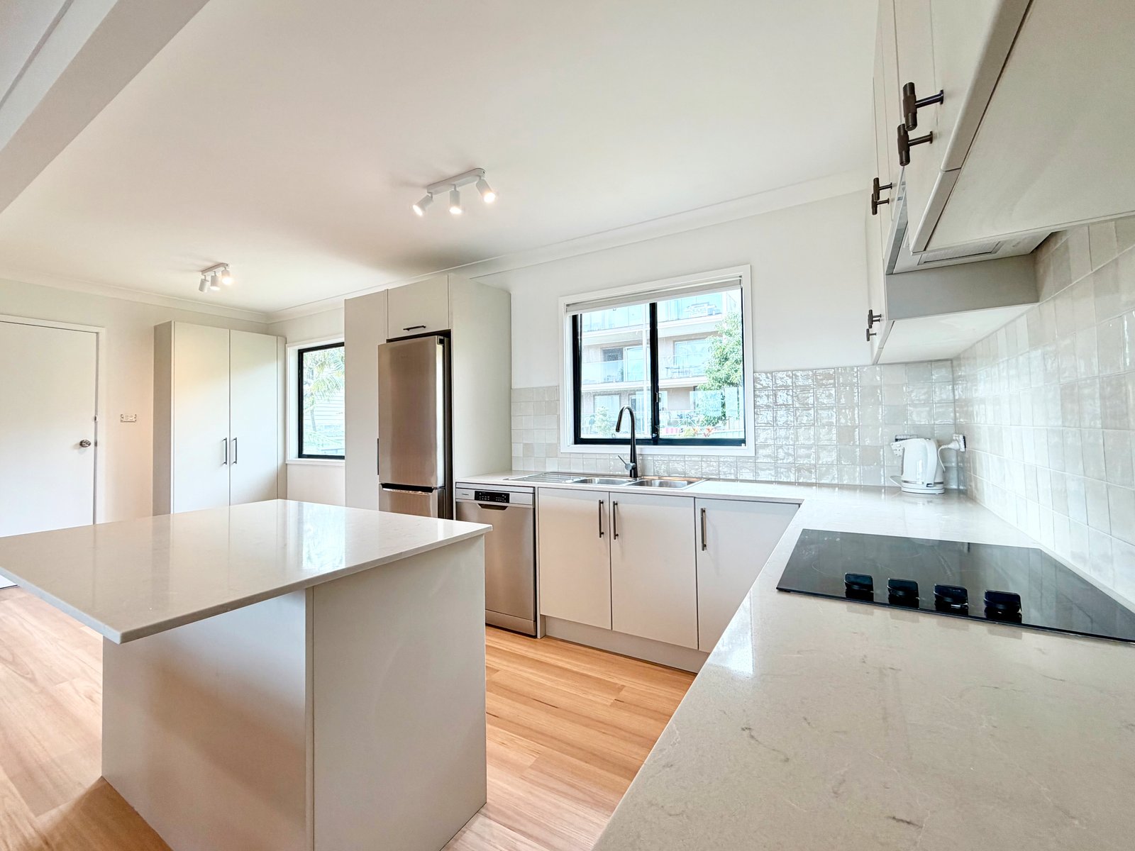 15 Victor Parade SHOAL BAY 4