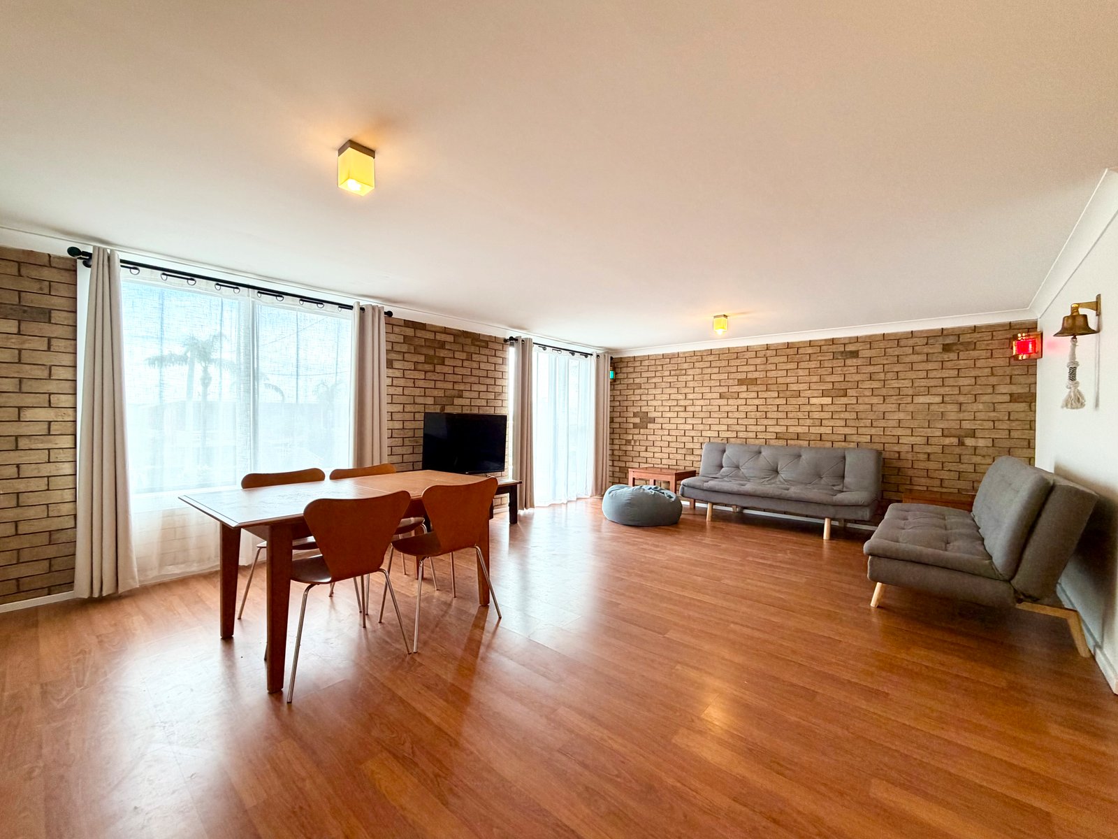 15 Victor Parade SHOAL BAY 12