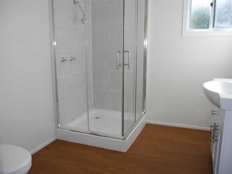 15 Wadeleigh Street BOROREN 4