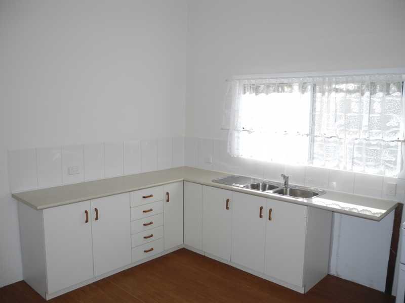 15 Wadeleigh Street BOROREN 6