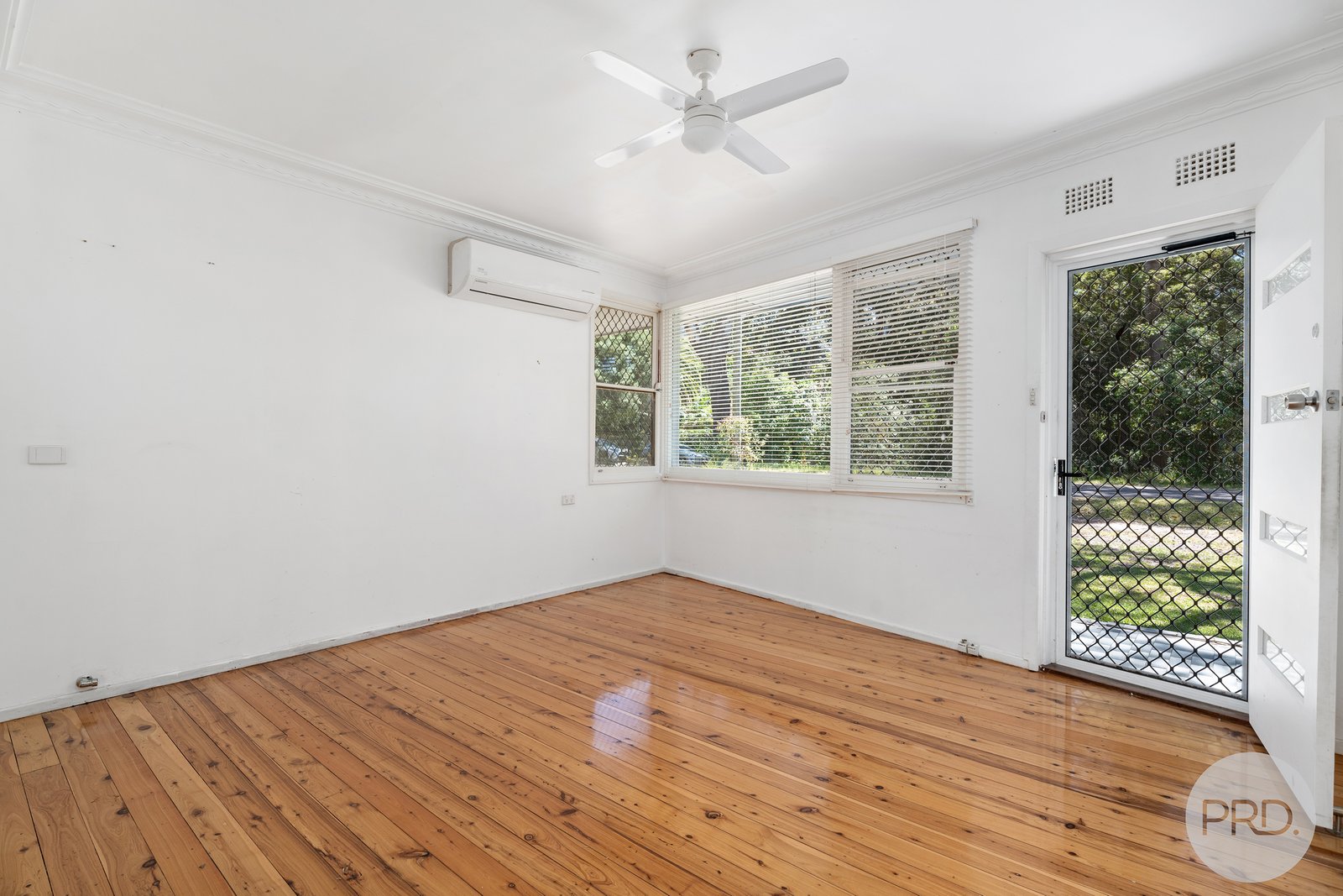 15 Wanda Avenue SALAMANDER BAY 3