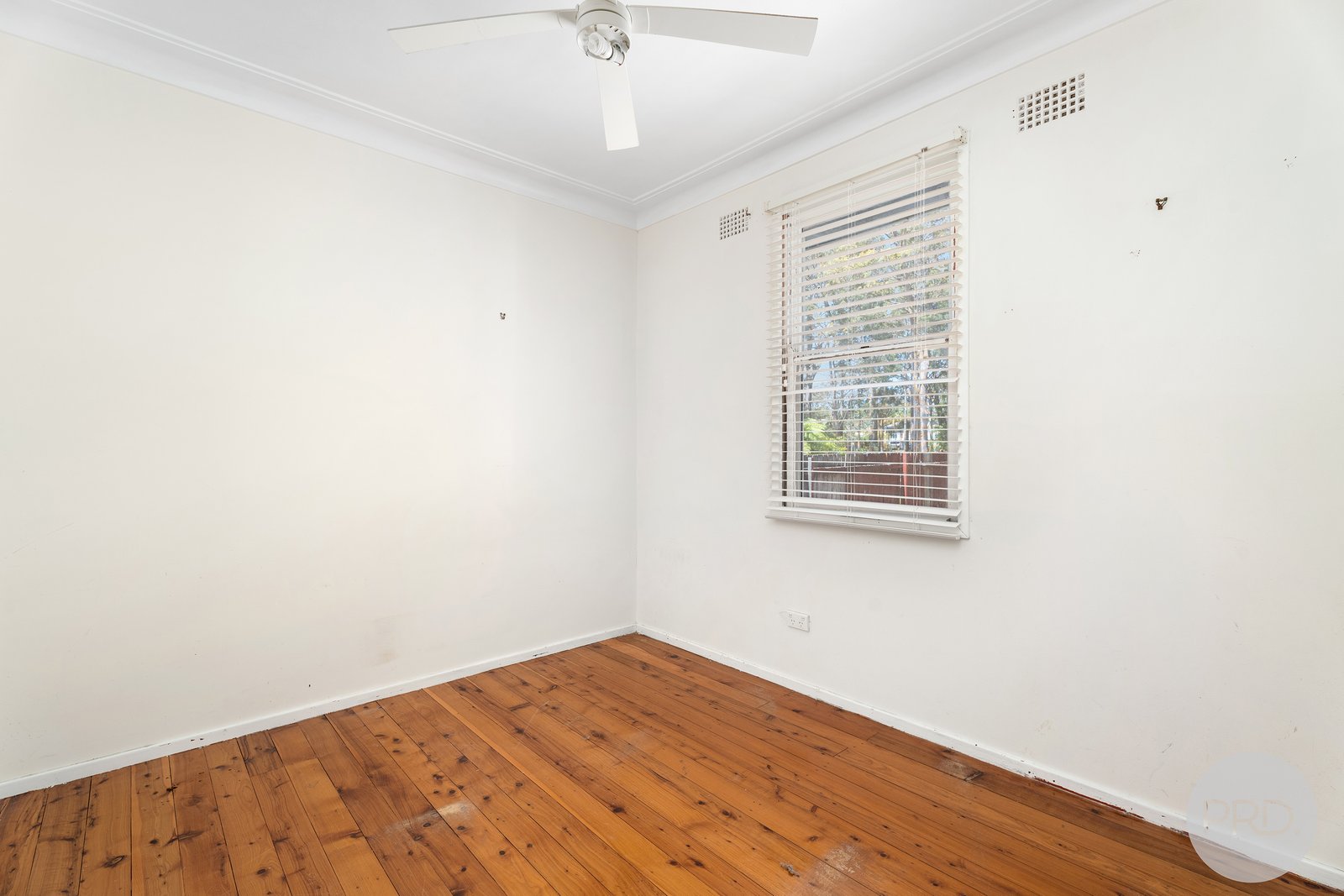 15 Wanda Avenue SALAMANDER BAY 11