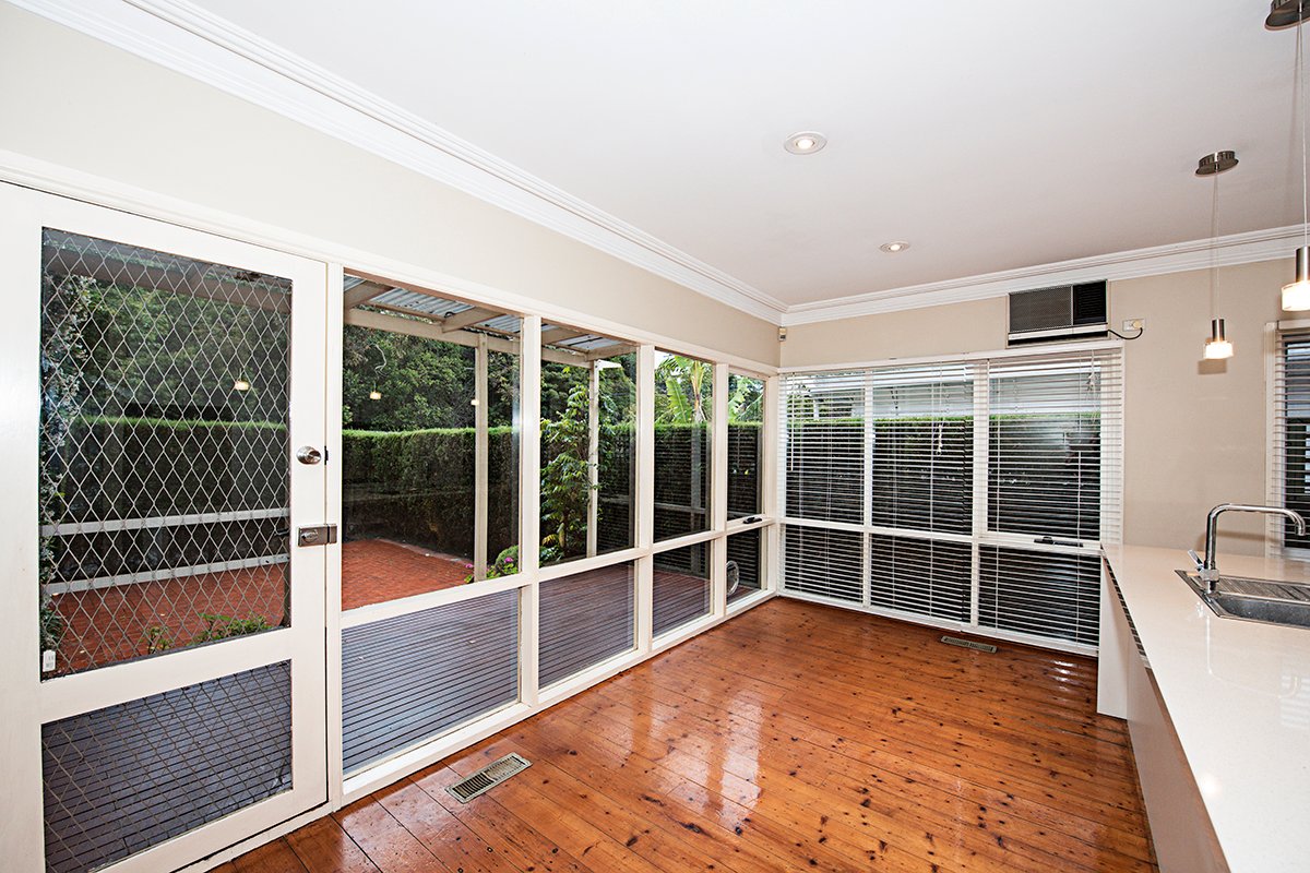 Gallery: 15 Warburton Road