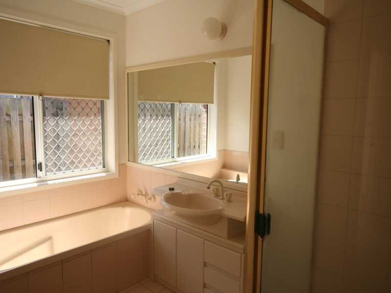 15 Waterdown Drive ELANORA 9