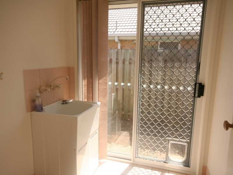 15 Waterdown Drive ELANORA 10