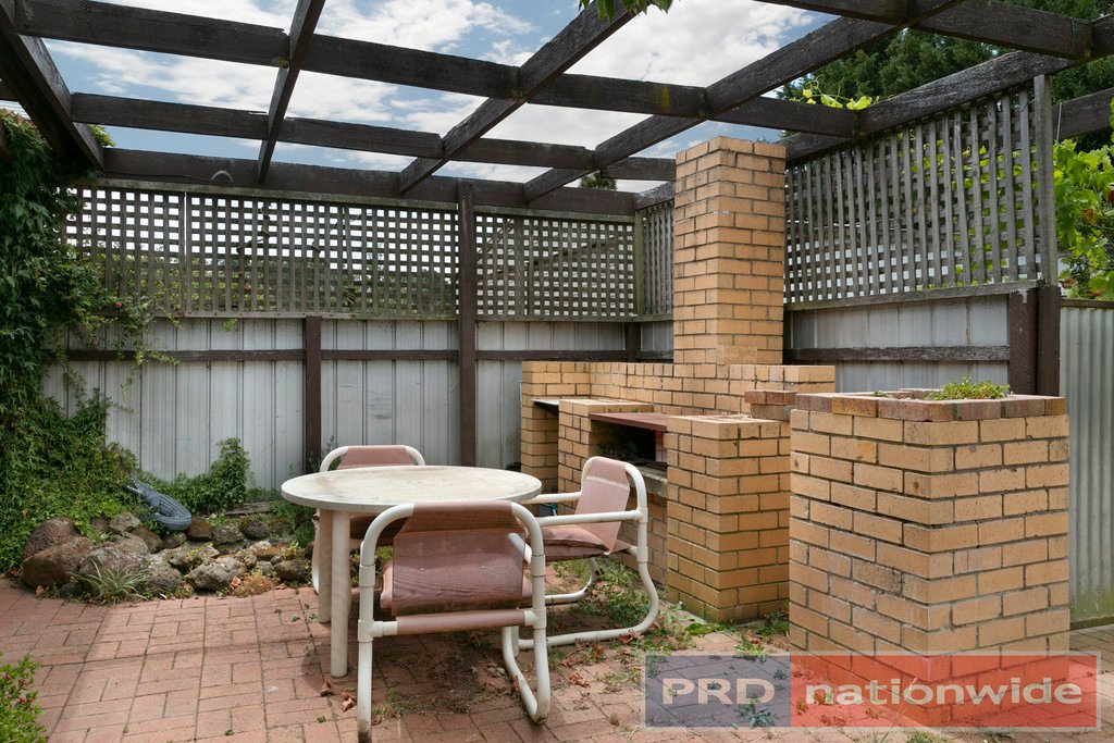 15 Wattledale Avenue ENFIELD 16