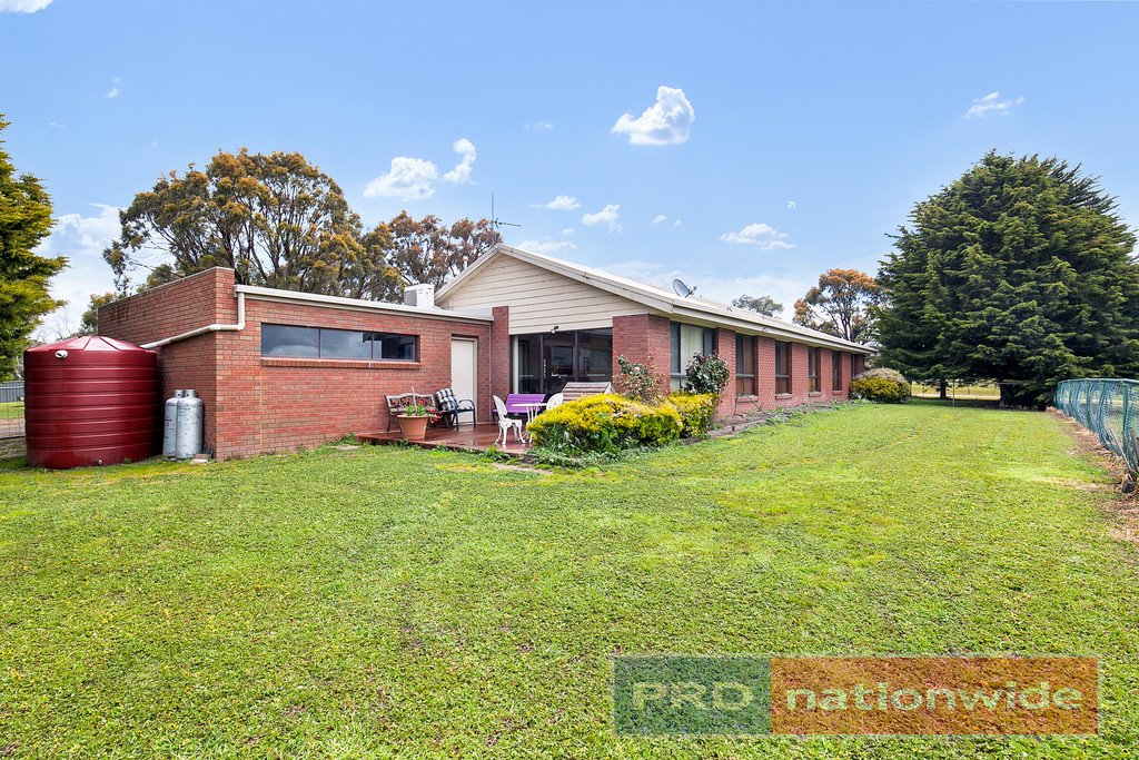 15 Watts Court ROSS CREEK 1