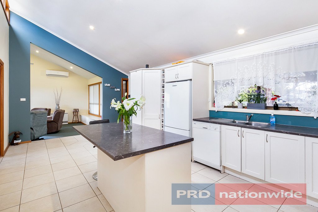 15 Watts Court ROSS CREEK 3