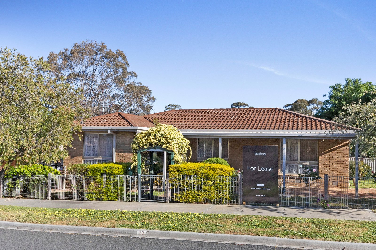 Gallery: 15 Waugh St