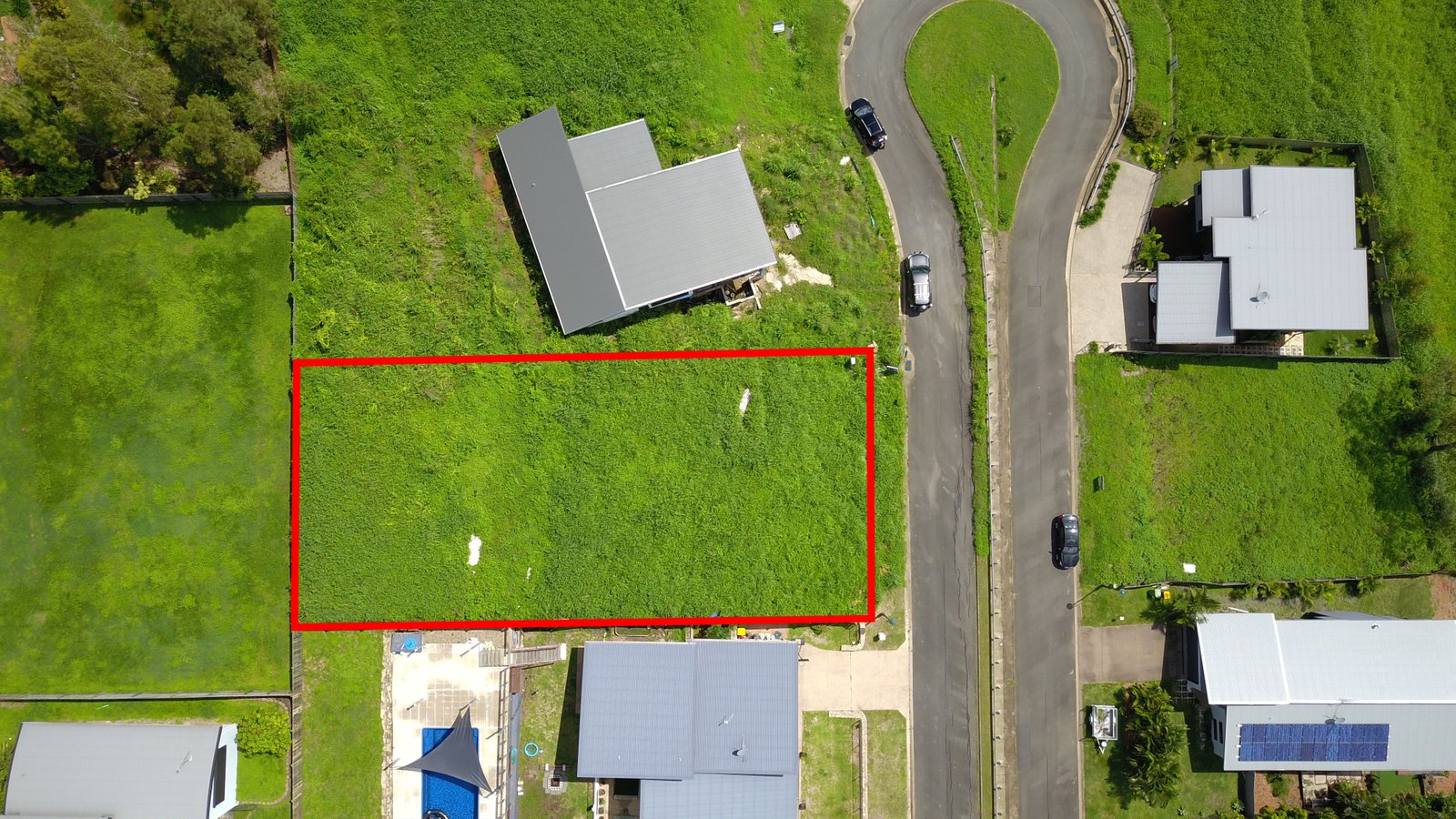 15 Whitehaven Crescent CANNONVALE 2