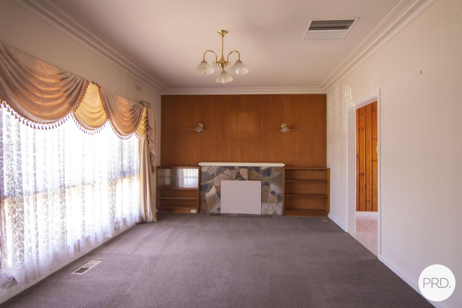 1/5 Whitehorse Road MOUNT CLEAR 3