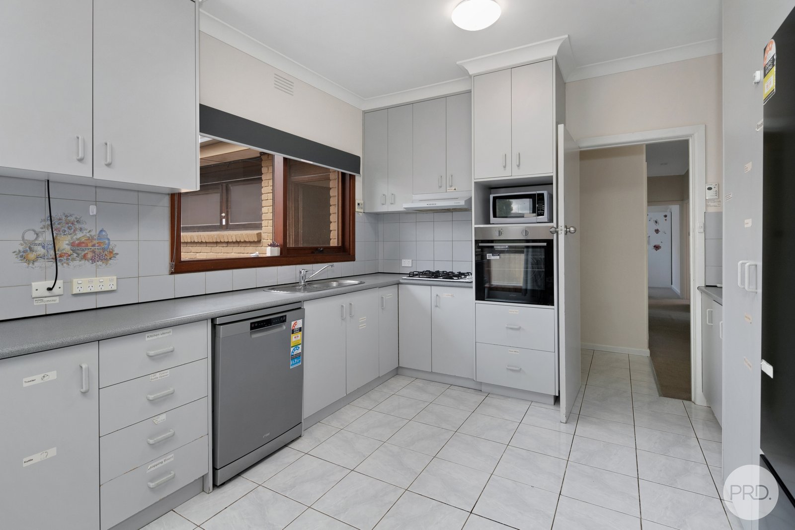 1/5 Whitehorse Road MOUNT CLEAR 3