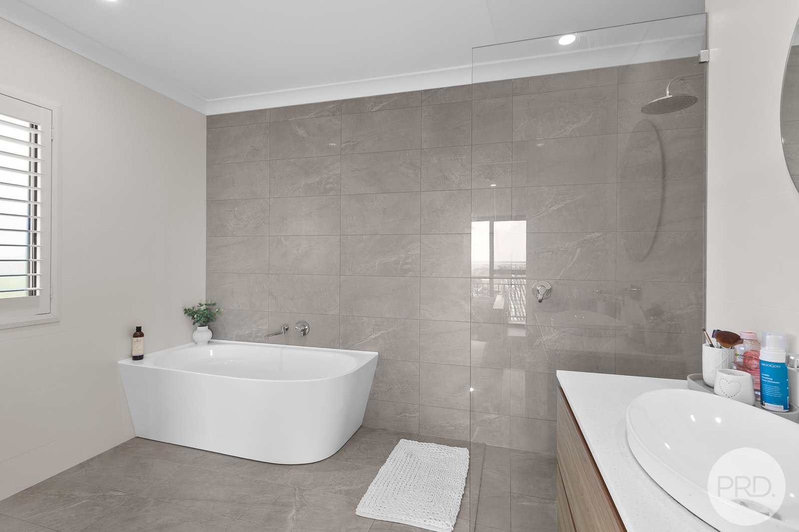 15 Whiting Place CORLETTE 18