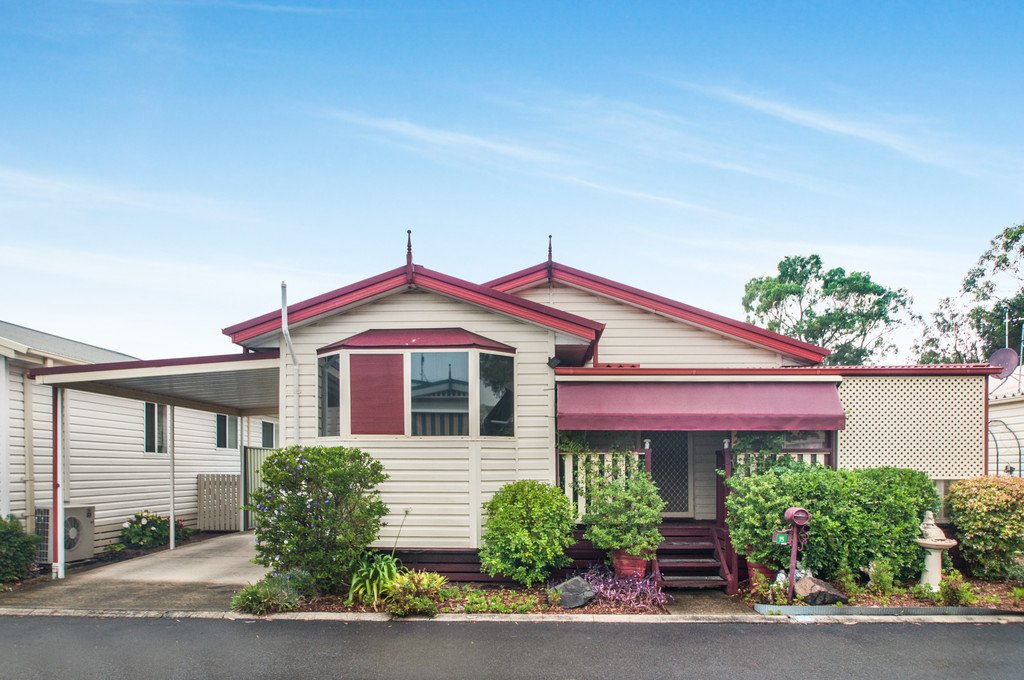15 Willow Crescent KANAHOOKA 1