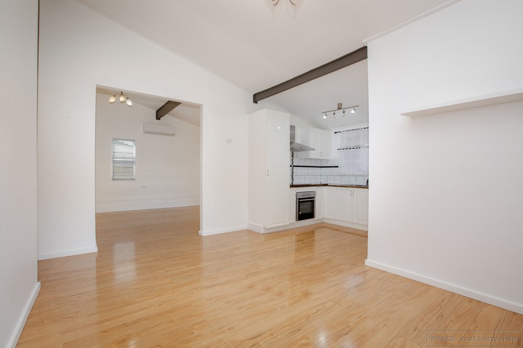 15 Willow Drive METFORD 9