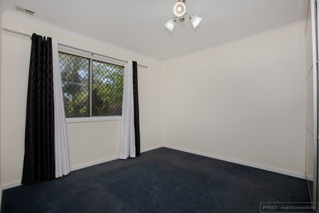 15 Willow Drive METFORD 12