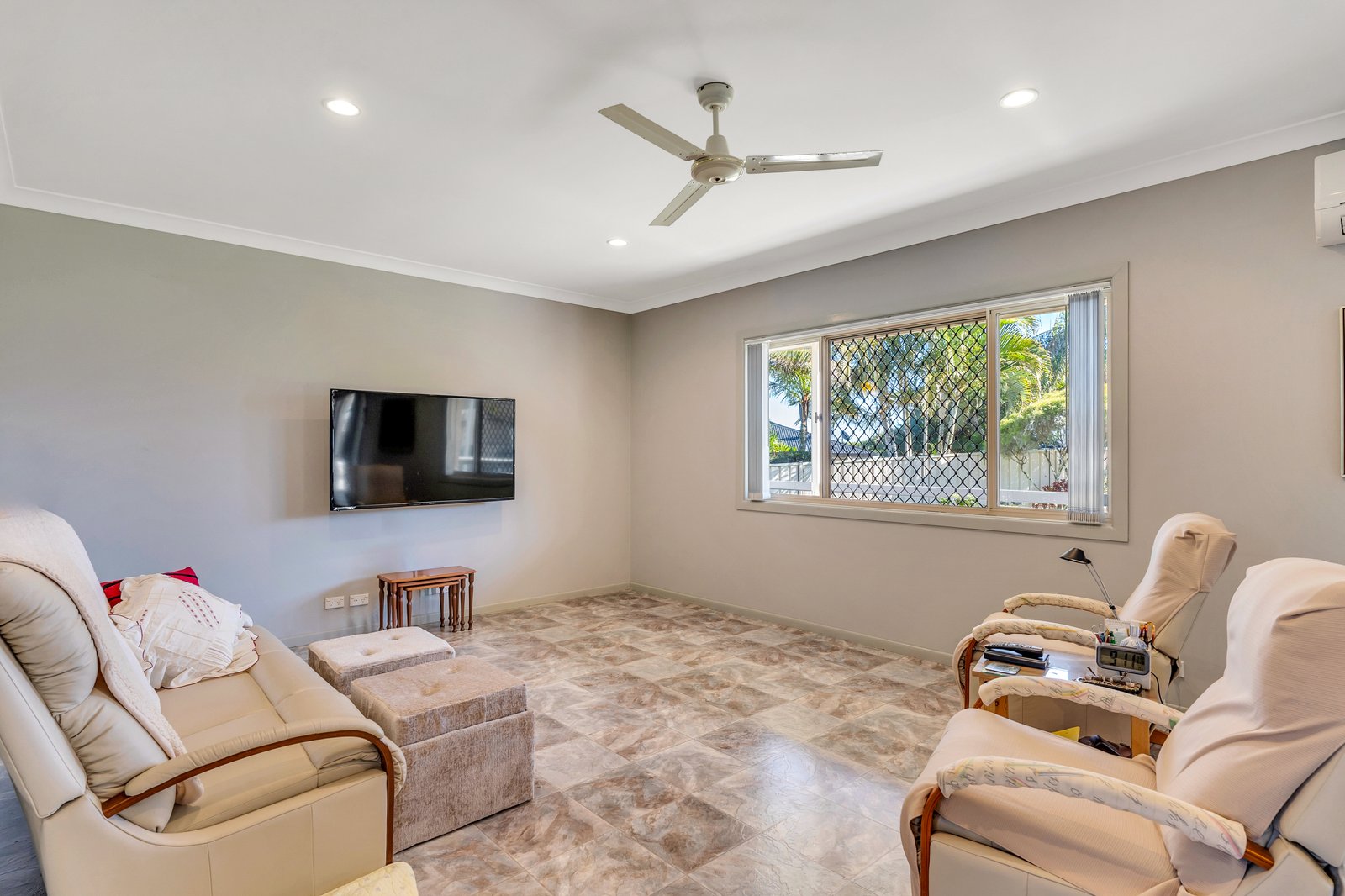 15 Wills Place CASINO 7