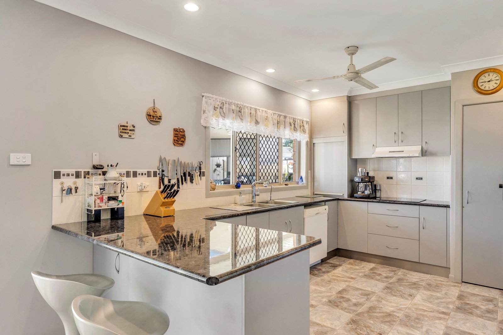 15 Wills Place CASINO 9