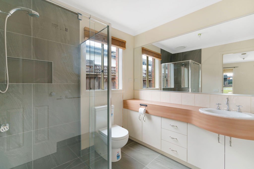 Real Estate and Property in 15 Windmill Street, Bundoora, VIC