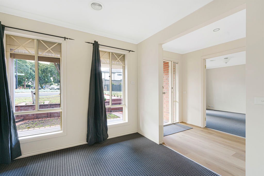Real Estate and Property in 15 Windmill Street, Bundoora, VIC