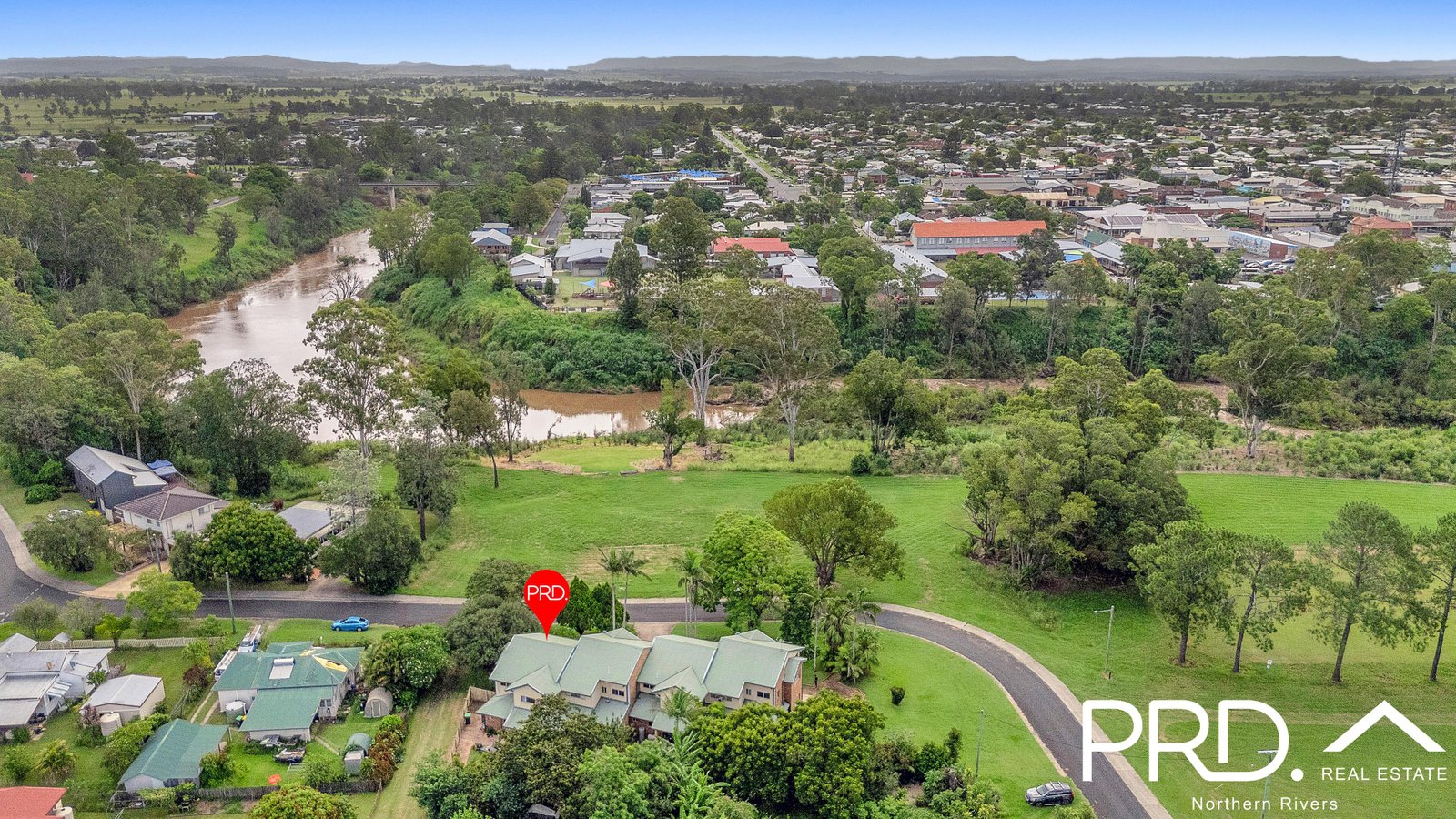 1/5 Windsor Ave  CASINO 17