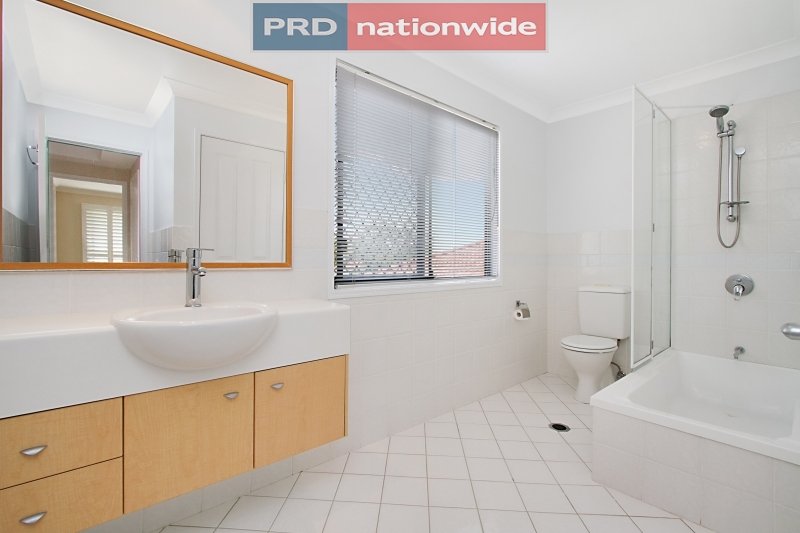 15 Woody Views Way ROBINA 4