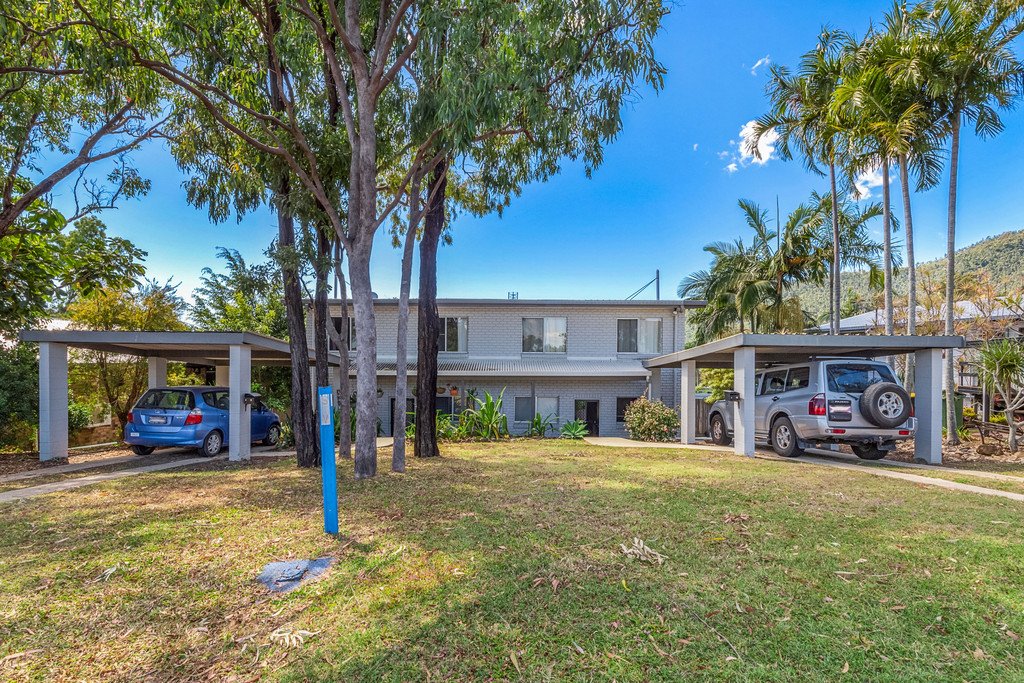 15 Woomerah Avenue CANNONVALE 8