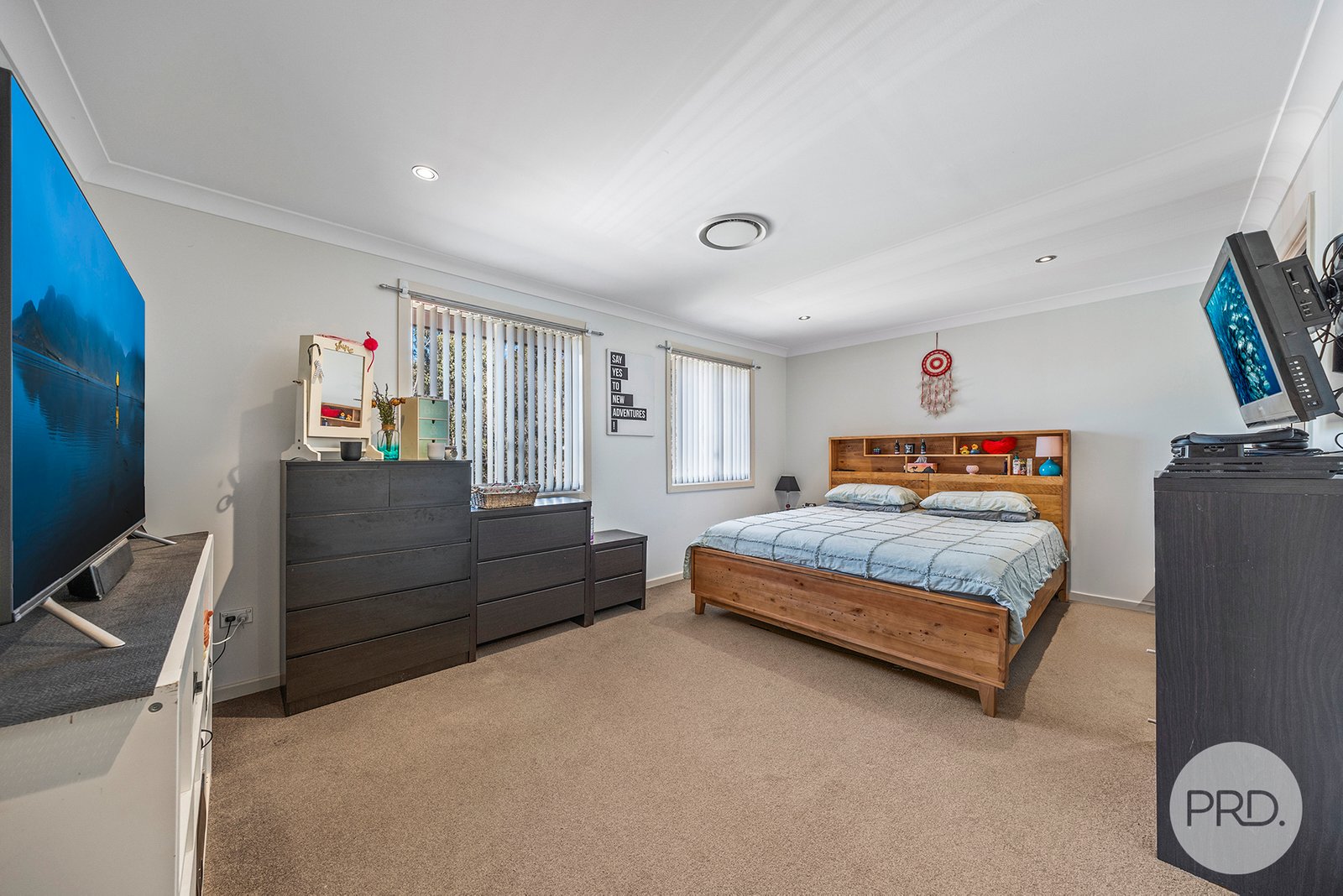 15 Woonona Road PRESTONS 6