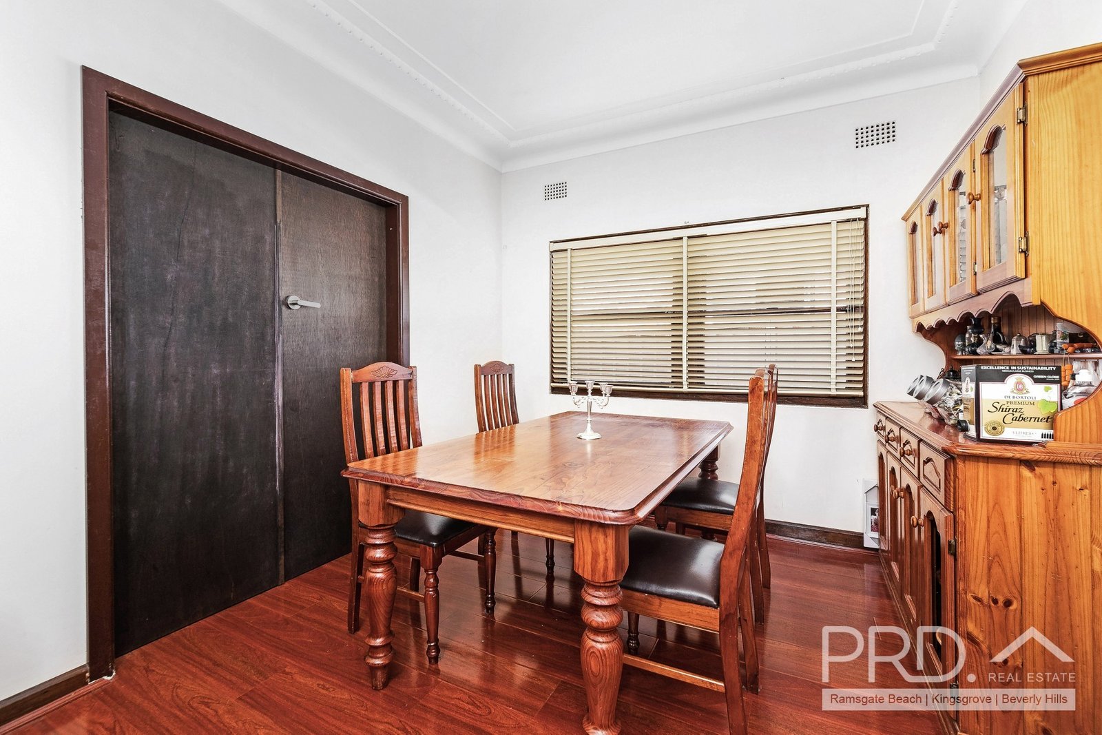 15 Woorail Avenue KINGSGROVE 3