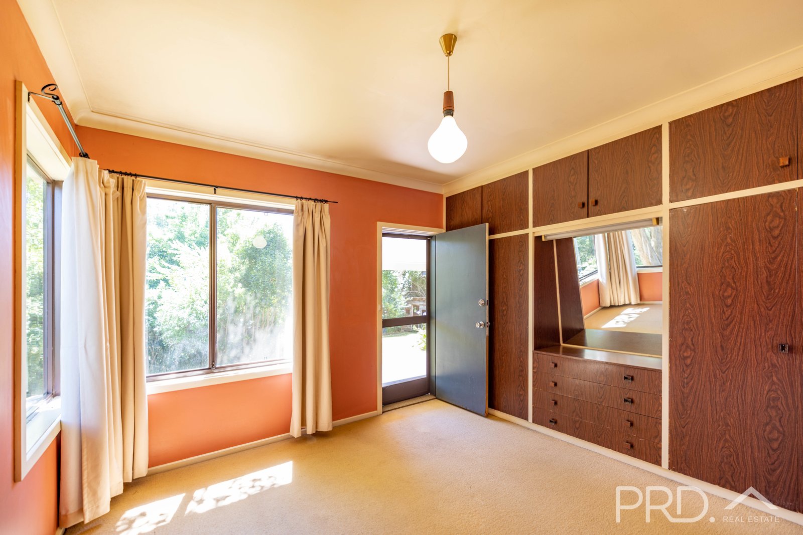 15 Wynyard Street TUMUT 8