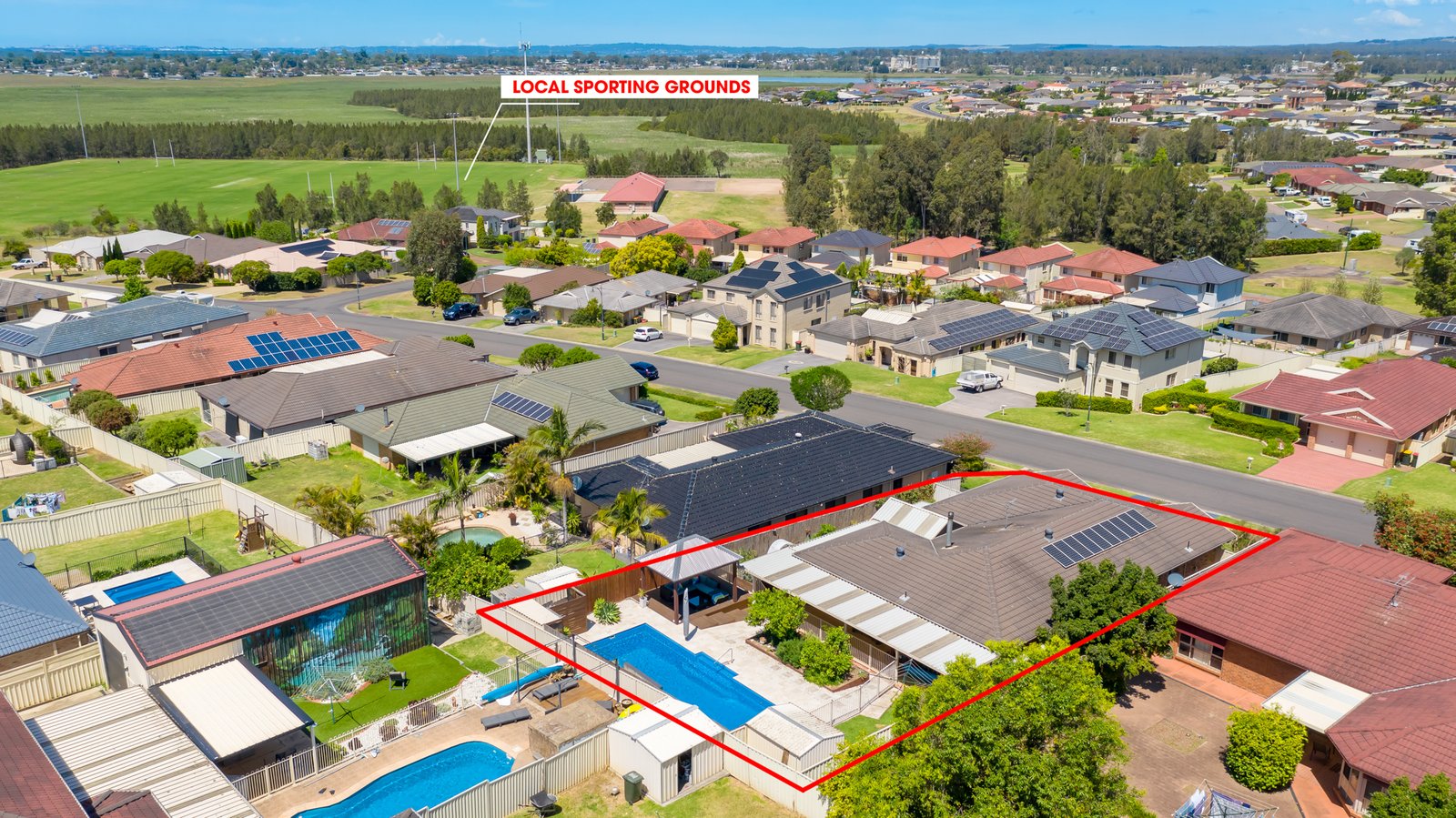 15 Yaldara Avenue THORNTON 2