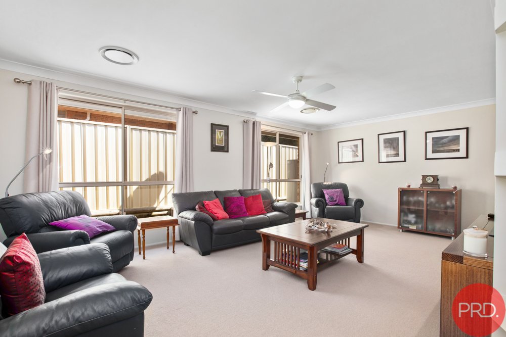 15 Yaldara Avenue THORNTON 7