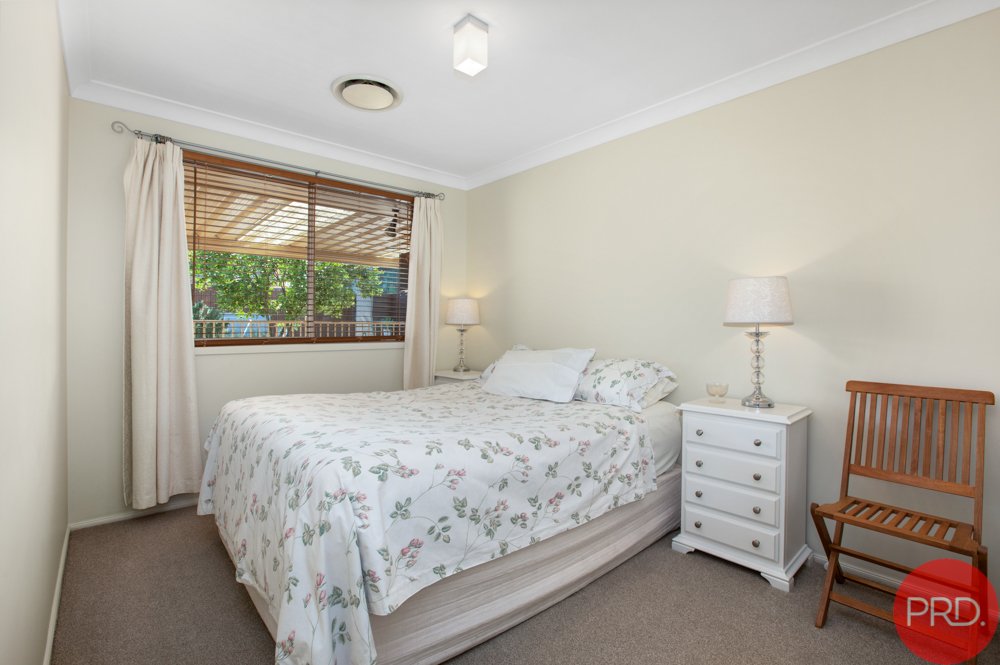 15 Yaldara Avenue THORNTON 25