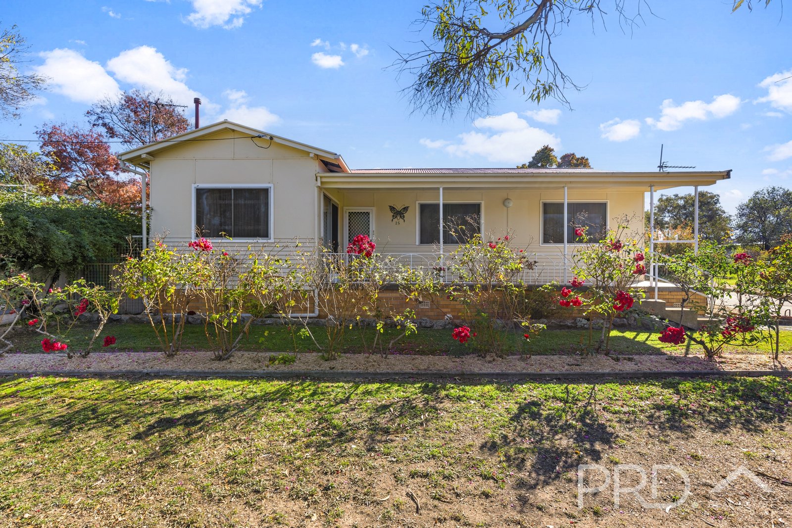 15 Yaralla Street TUMUT 2