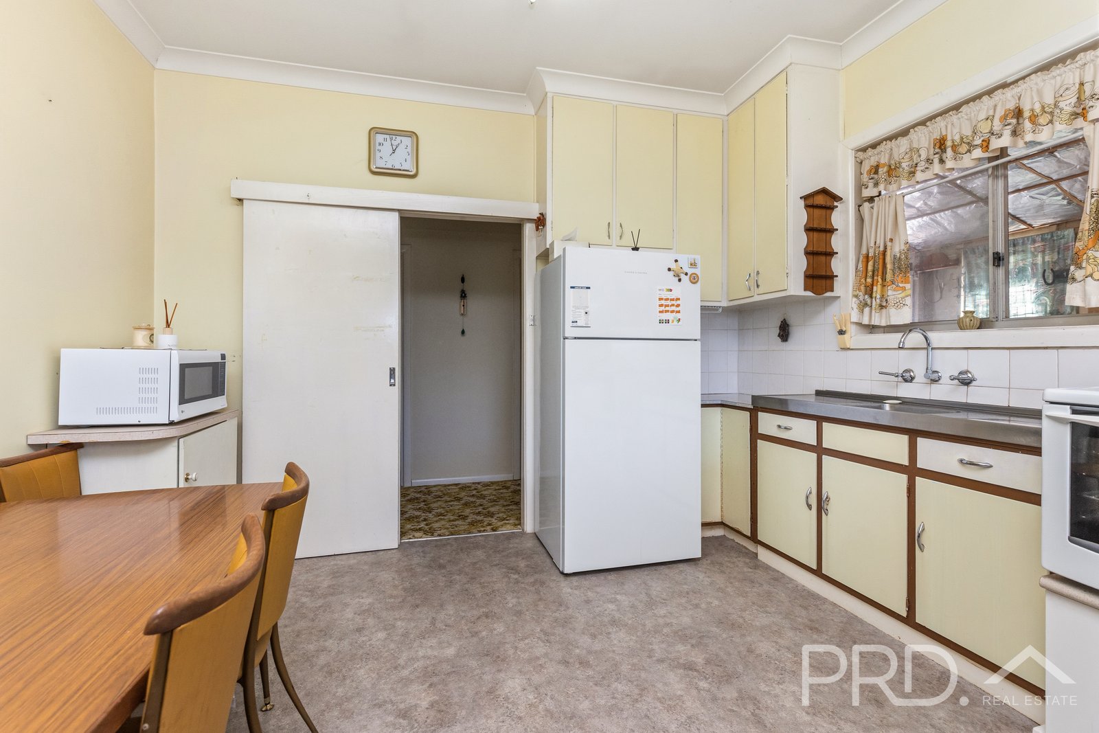 15 Yaralla Street TUMUT 9
